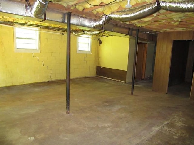 107 Jay Cir, Clarksville, TN 37040 - basement featuring concrete block wall