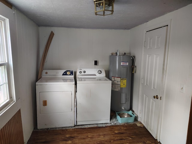 1004 Haydenburg Rd, Whitleyville, TN 38588 - laundry room with electric water heater and independent washer and dryer