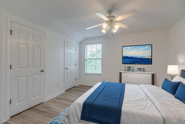 2026 Caladonia Way, Smyrna, TN 37167 - bedroom featuring light wood-type flooring, lofted ceiling, baseboards, and ceiling fan