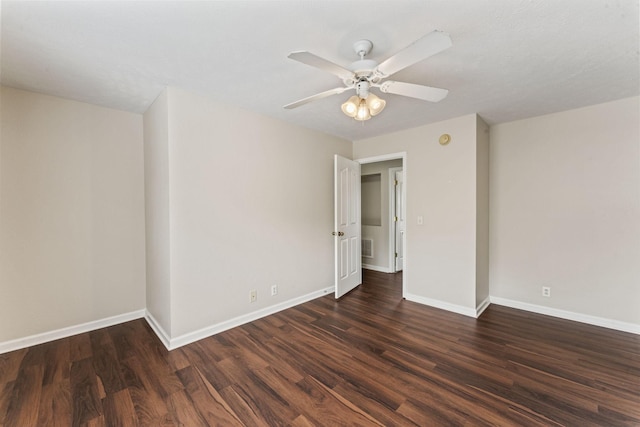 304 Shoshone Pl, Murfreesboro, TN 37128 - empty room featuring wood finished floors, a ceiling fan, and a smoke detector
