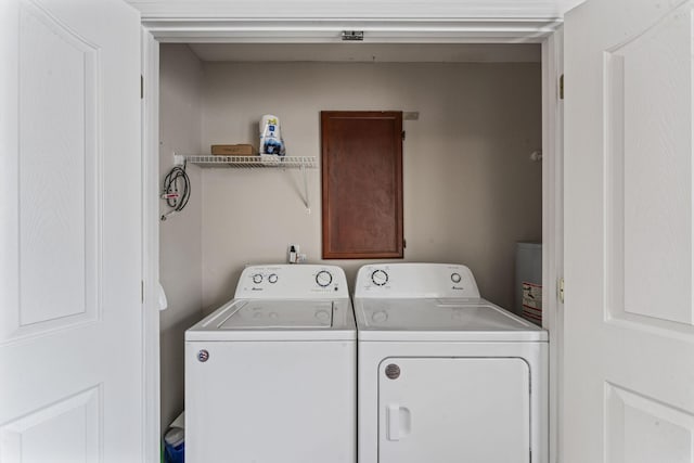 304 Shoshone Pl, Murfreesboro, TN 37128 - laundry area featuring independent washer and dryer