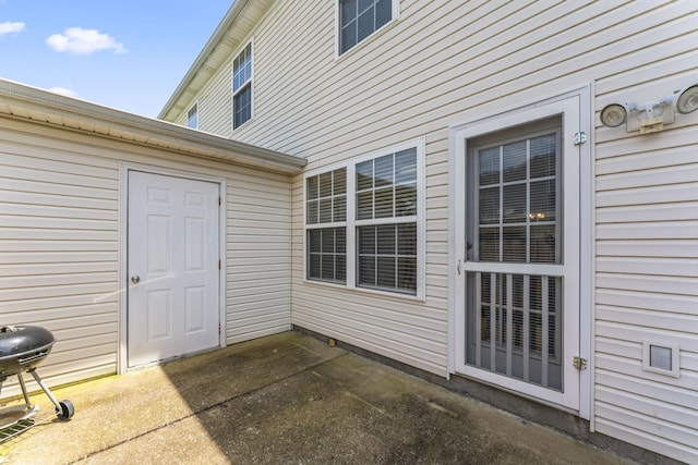 304 Shoshone Pl, Murfreesboro, TN 37128 - view of patio / terrace with a grill