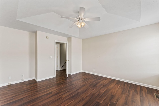 304 Shoshone Pl, Murfreesboro, TN 37128 - unfurnished room featuring wood finished floors and a ceiling fan