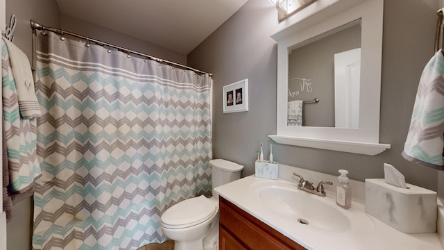 1032 Stonehollow Way, Mount Juliet, TN 37122 - full bathroom featuring toilet, vanity, and curtained shower