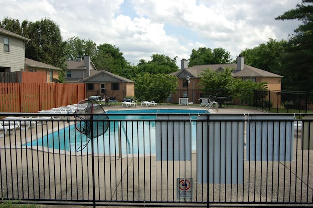 125 Ellington Pl, Madison, TN 37115 - community pool with a patio area