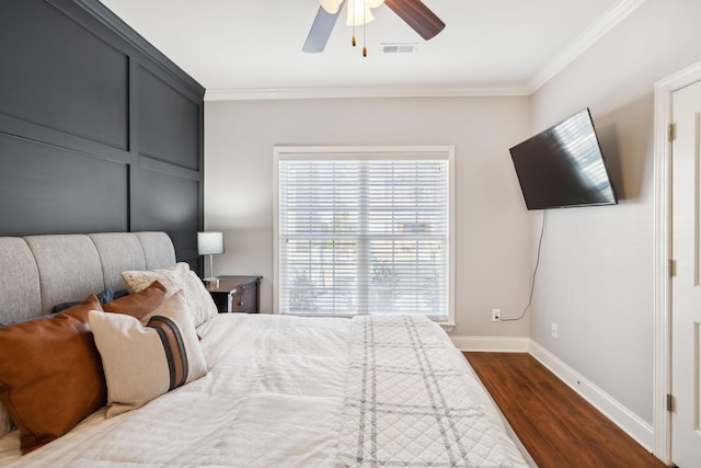 816 General Cabot Ct, Murfreesboro, TN 37129 - bedroom featuring dark wood-type flooring, ornamental molding, baseboards, and a ceiling fan