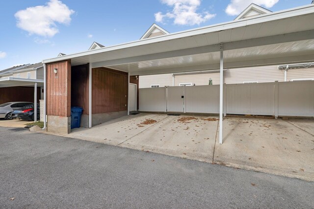 816 General Cabot Ct, Murfreesboro, TN 37129 - garage featuring covered parking