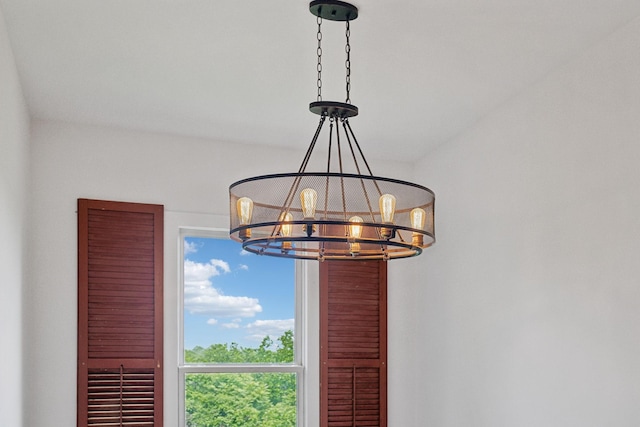 225 Ferguson Creek Rd, Sparta, TN 38583 - detailed view of a chandelier