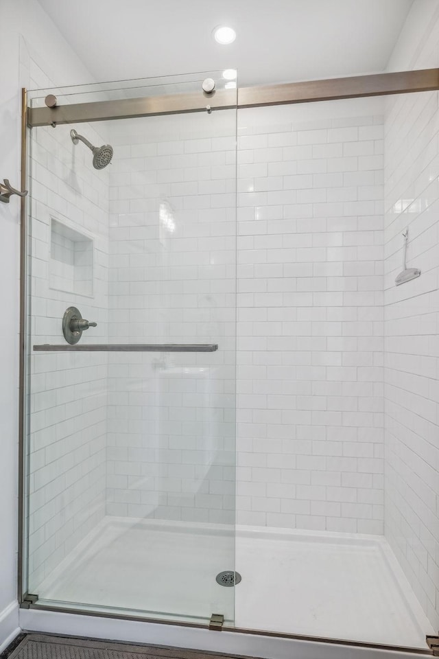 808 Winthorne Ct, Nashville, TN 37217 - bathroom featuring a stall shower and recessed lighting