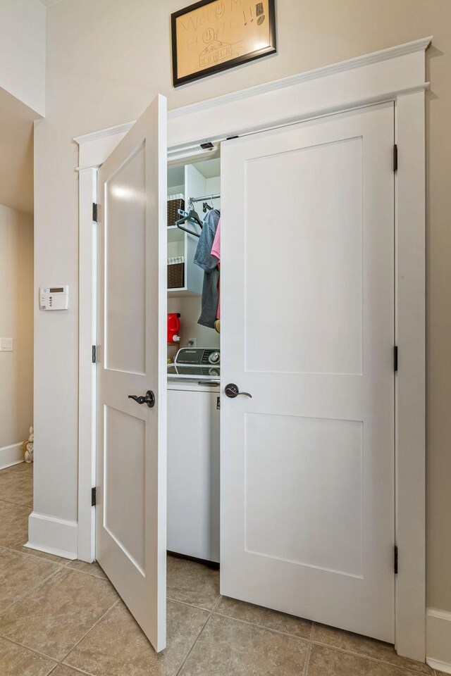 2111 Lovelace Ln, Murfreesboro, TN 37130 - closet featuring washer / clothes dryer