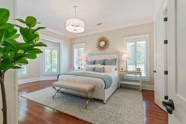 2111 Lovelace Ln, Murfreesboro, TN 37130 - bedroom featuring wood finished floors, baseboards, and ornamental molding