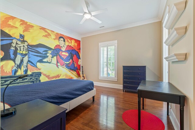 2111 Lovelace Ln, Murfreesboro, TN 37130 - bedroom with crown molding, wood finished floors, baseboards, and ceiling fan