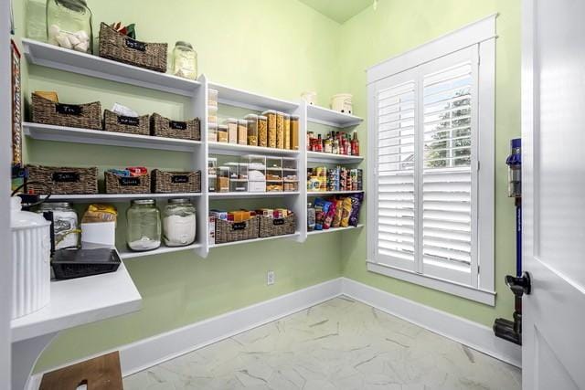 2111 Lovelace Ln, Murfreesboro, TN 37130 - view of pantry
