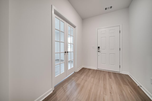 316 Deacon Ln, White House, TN 37188 - doorway featuring wood finished floors, baseboards, and plenty of natural light