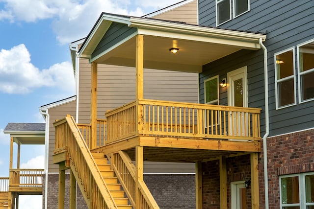 316 Deacon Ln, White House, TN 37188 - wooden deck with stairs