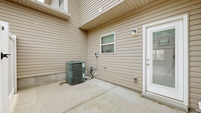 4117 Saddlecreek Way, Antioch, TN 37013 - view of patio / terrace with central AC
