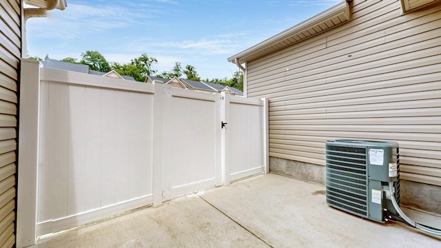 4117 Saddlecreek Way, Antioch, TN 37013 - view of patio / terrace featuring central AC and a gate