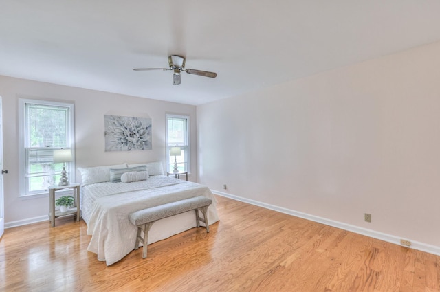 2519 Regency Park Dr, Murfreesboro, TN 37129 - bedroom featuring baseboards, light wood-style floors, and ceiling fan