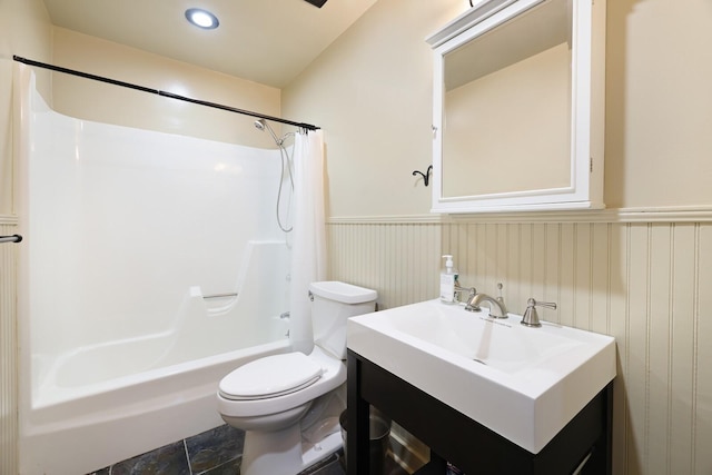 5904 S New Hope Rd, Hermitage, TN 37076 - full bath featuring wainscoting, shower / bath combo, vanity, and toilet