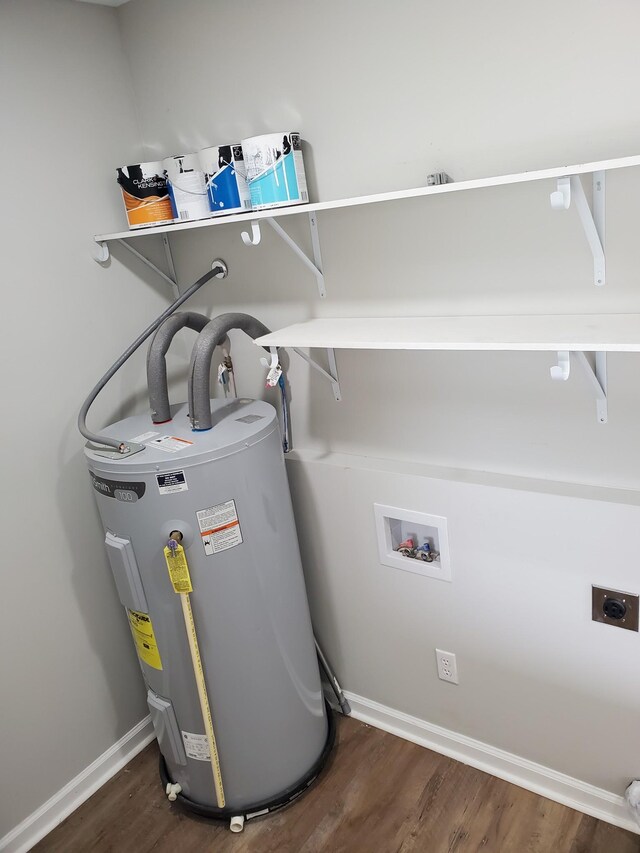 910 Hassell Dr, Waynesboro, TN 38485 - utility room with electric water heater