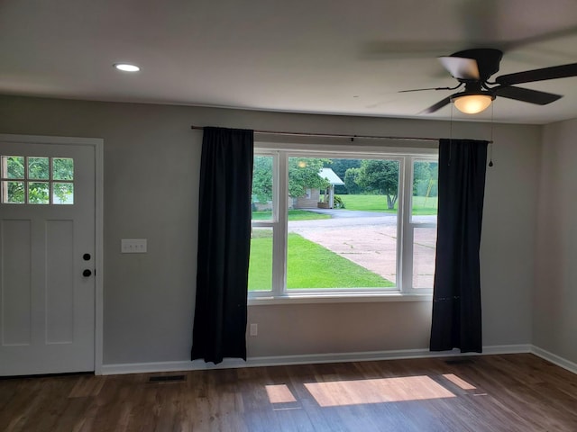 910 Hassell Dr, Waynesboro, TN 38485 - entrance foyer featuring wood finished floors, healthy amount of natural light, baseboards, ceiling fan, and recessed lighting
