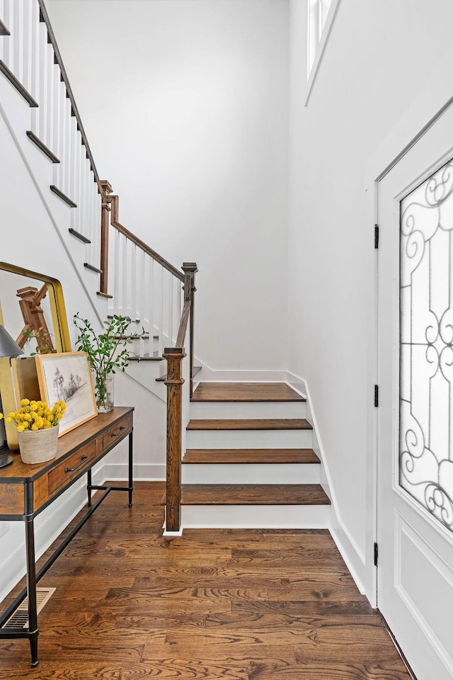 1105 Sunnymeade Dr, Nashville, TN 37216 - foyer with stairs, wood finished floors, and baseboards