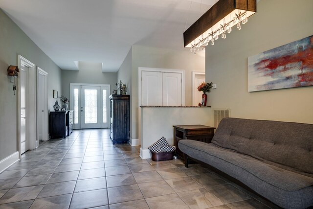 2290 Osburn Rd, Arrington, TN 37014 - tiled living area featuring baseboards