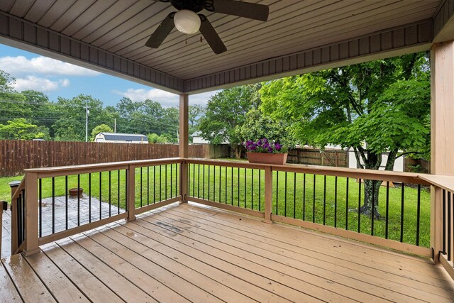 402 Leslie Wood Dr, Clarksville, TN 37040 - photo 33
