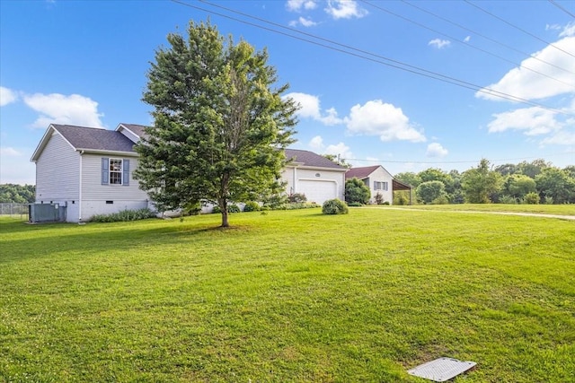 4190 Tanyard Hill Rd, Lynchburg, TN 37352 - view of green lawn featuring an attached garage