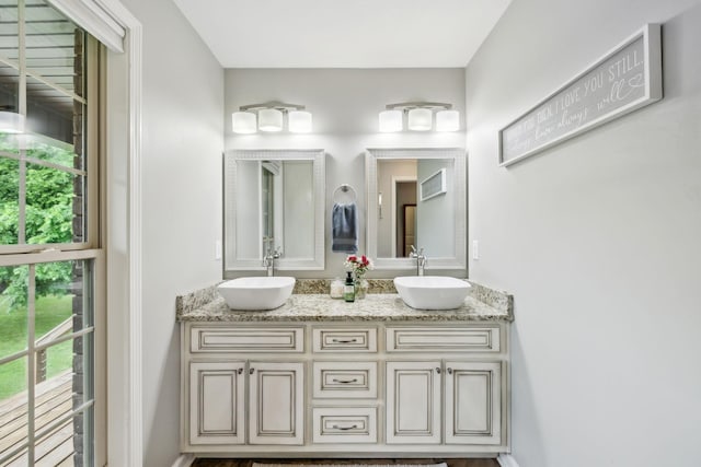 200 Lindsey Hollow Rd, Gallatin, TN 37066 - bathroom with double vanity