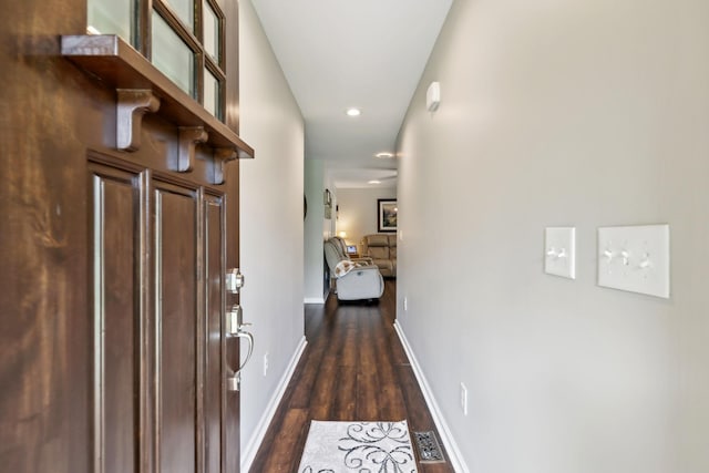 200 Lindsey Hollow Rd, Gallatin, TN 37066 - hallway featuring dark wood finished floors, baseboards, and recessed lighting