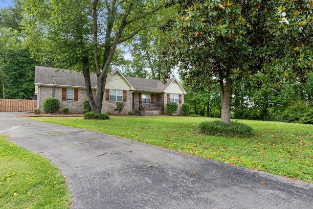 1054 Cragfront Est Loop, Gallatin, TN 37066 - single story home featuring brick siding and a shingled roof