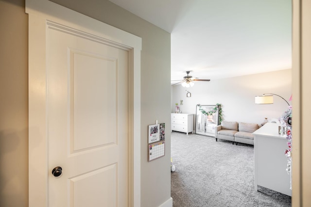 725B N Russell St, Portland, TN 37148 - hall with carpet