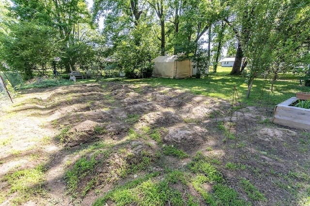 155 Thomas St, Savannah, TN 38372 - view of yard