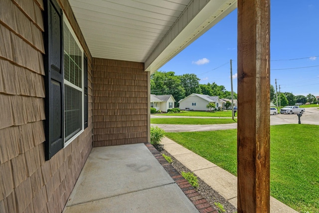 710 Krissy Ct, Columbia, TN 38401 - porch featuring a lawn