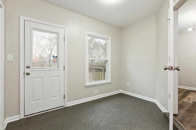2640 Queen Anne Ct, Springfield, TN 37172 - entryway featuring baseboards
