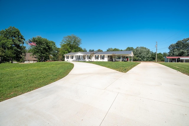 1448 Baker Ln, Lawrenceburg, TN 38464 - ranch-style home with driveway and a front yard