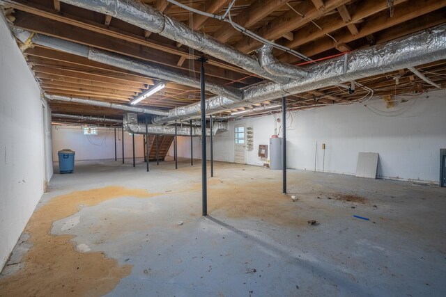 1448 Baker Ln, Lawrenceburg, TN 38464 - basement with water heater