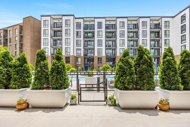 200 Manufacturers Rd Apt 241, Chattanooga, TN 37405 - view of apartment building / complex