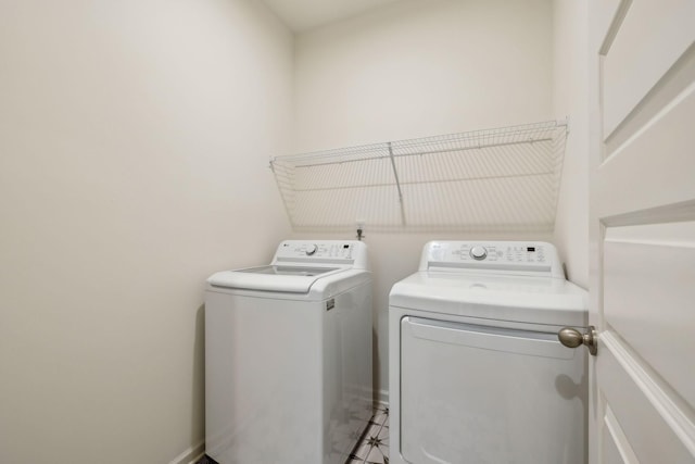 129 Willow Bend Dr, Mount Juliet, TN 37122 - laundry room featuring washer and clothes dryer