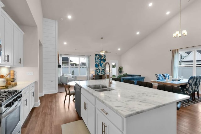 3608 Barbee Ct, Rockvale, TN 37153 - kitchen with a sink, appliances with stainless steel finishes, open floor plan, a ceiling fan, and recessed lighting