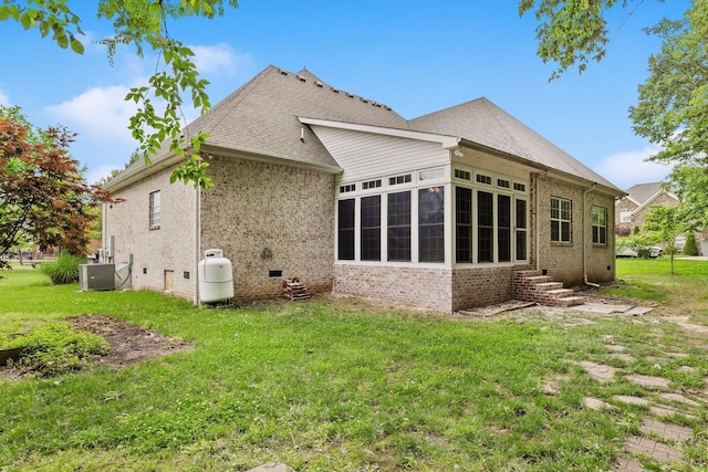 101 Mcclaran Pl, Murfreesboro, TN 37129 - back of house featuring brick siding, a yard, entry steps, cooling unit, and crawl space