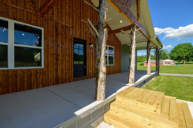 1474 Pea Ridge Rd, Manchester, TN 37355 - porch featuring a yard