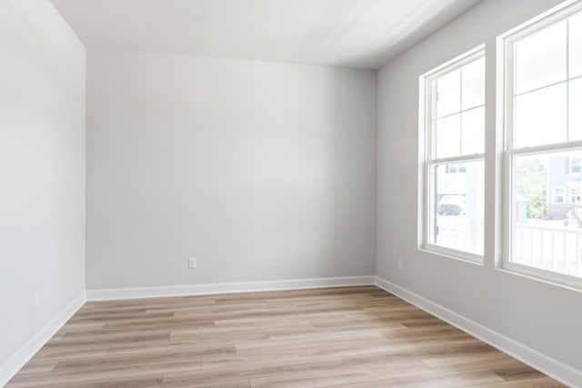 283 Subban Ct, Lebanon, TN 37087 - unfurnished room featuring light wood-style flooring and baseboards