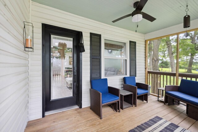 1602 Pleasant Grove Rd, Westmoreland, TN 37186 - deck with ceiling fan
