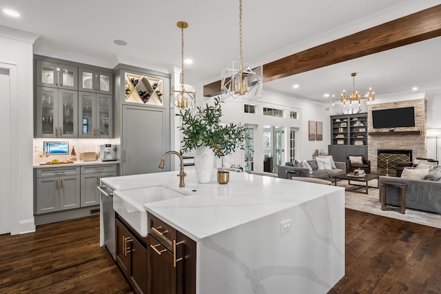 505 Green Apple Turn, Brentwood, TN 37027 - kitchen featuring a sink, gray cabinets, a chandelier, dark wood-style floors, and recessed lighting