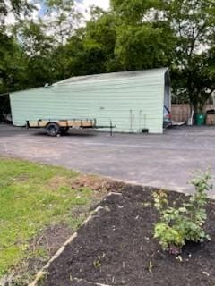 904 Apple Valley Rd, Madison, TN 37115 - view of car parking
