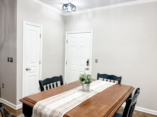1803 Broadway Unit 509, Nashville, TN 37203 - dining space featuring ornamental molding and baseboards
