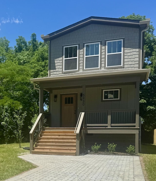 5930 Carl Pl, Nashville, TN 37209 - view of front of home with a porch