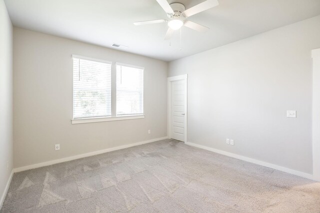 441 Golden Meadow Ln, Hendersonville, TN 37075 - unfurnished room with light carpet, a ceiling fan, and baseboards